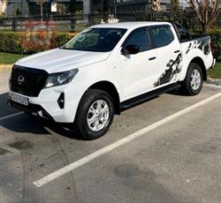 نيسان نافارا